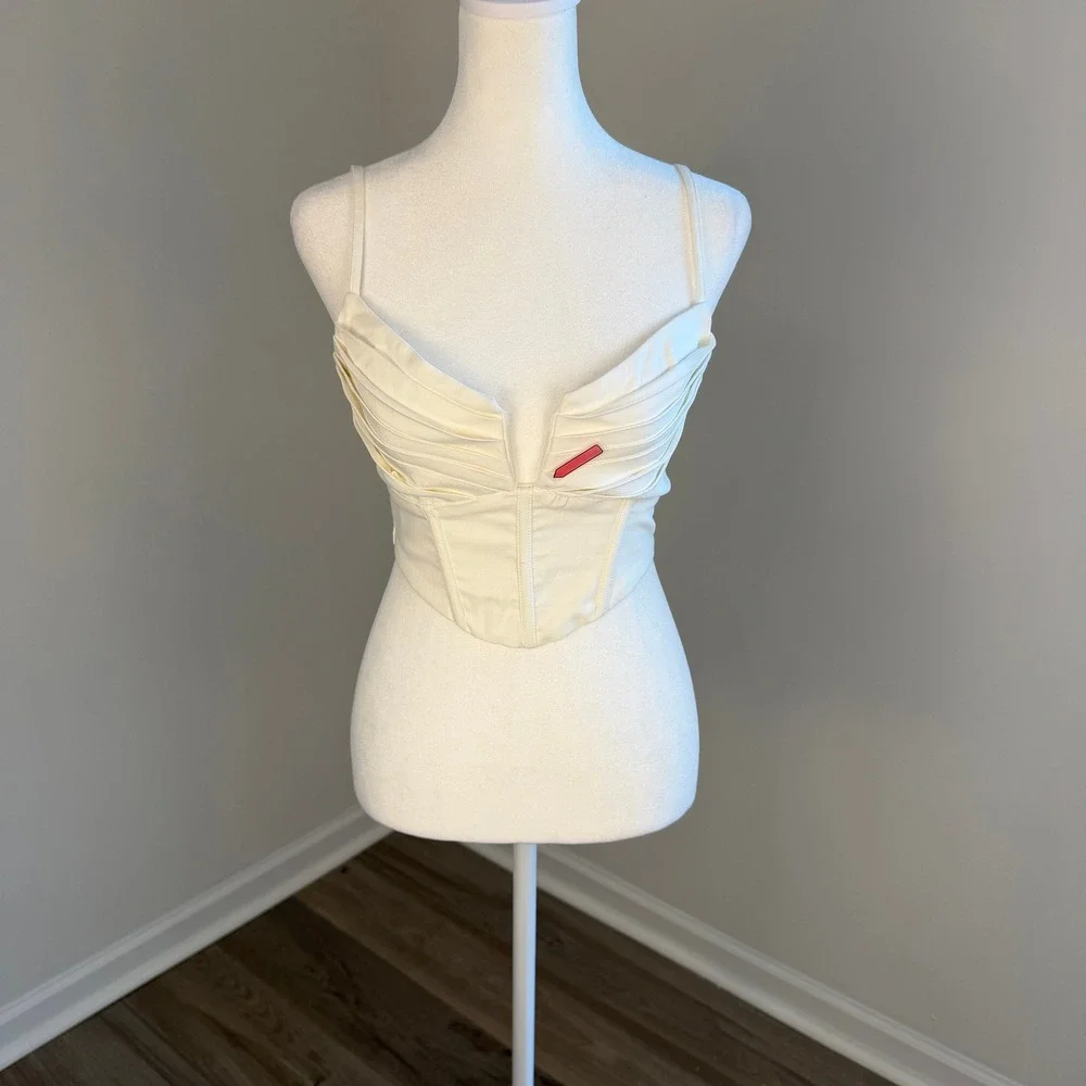 Showpo Ivory Ruched Corset Top Womens Size 2 Structured Bustier Cami Y2K Coastal